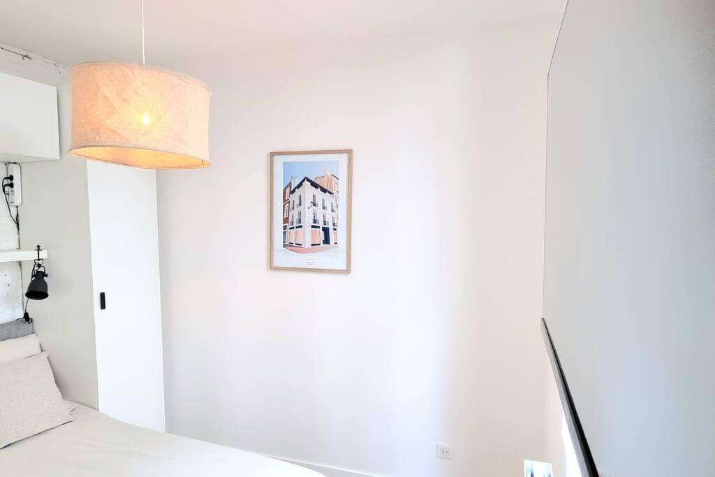 Grand Studio Avec Terrasse - Gare - Metro - Wifi Toulouse Exterior photo
